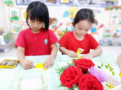 YÊU THƯƠNG GỬI MẸ – MÓN QUÀ NHỎ, TÌNH YÊU TO